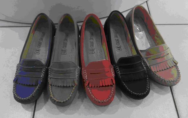 Ladies' shoes
