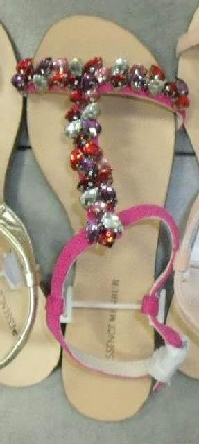 Ladies' shoes