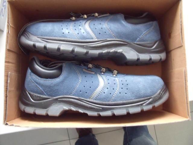 Safety shoes