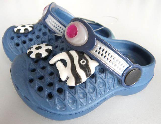 Babies' shoes