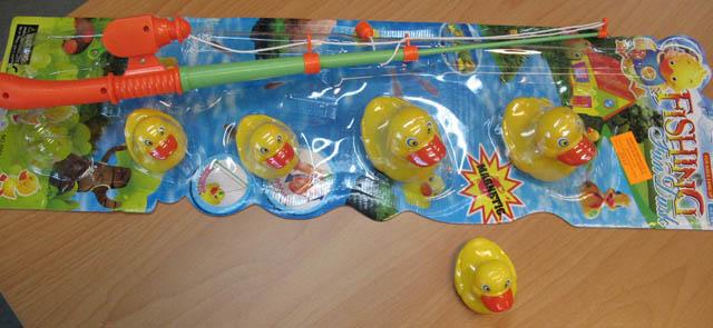 Magnetic fishing toy