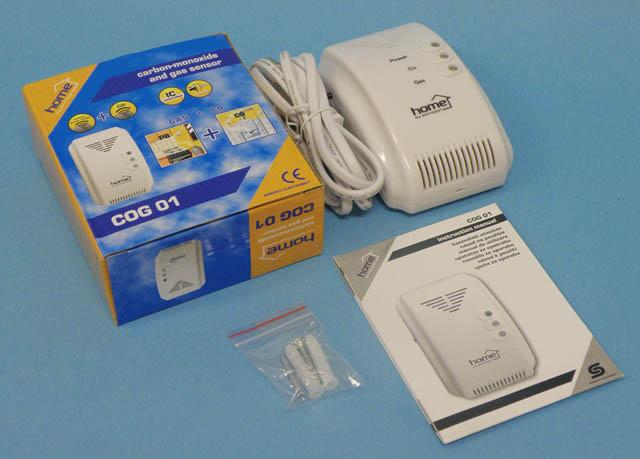 Carbon monoxide and gas detector