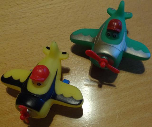 Plastic toy set