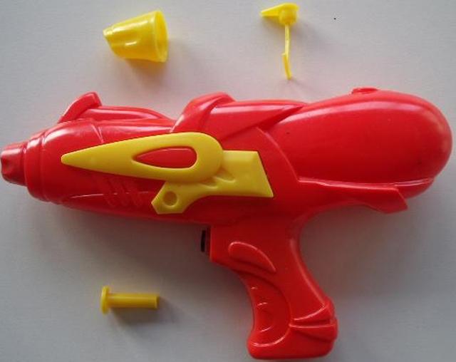 Set of beach toys