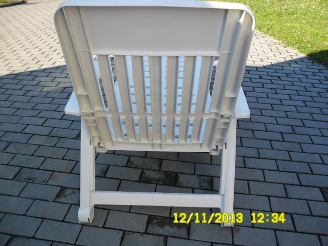Sun-lounger