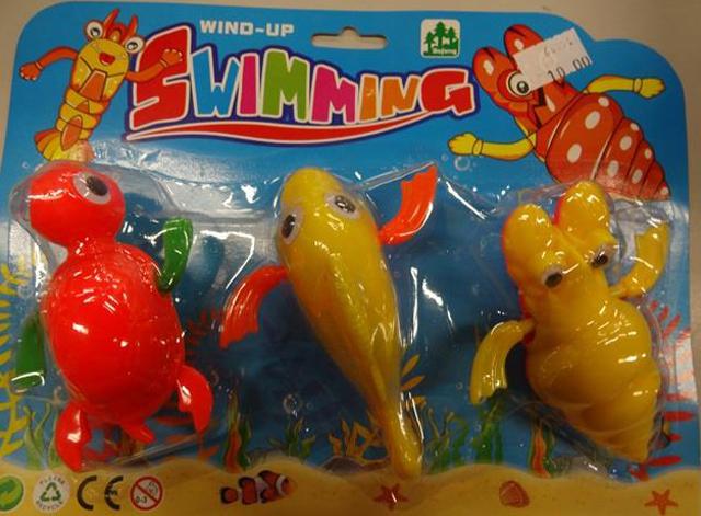 Plastic toy set