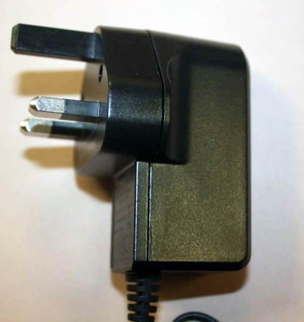 Wireless connector and wireless booster