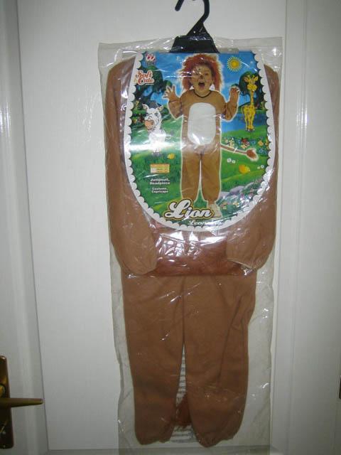 Fancy-dress costume
