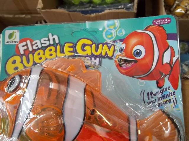 Bubble gun