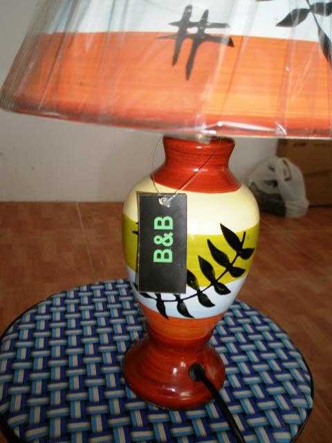 Table lamp