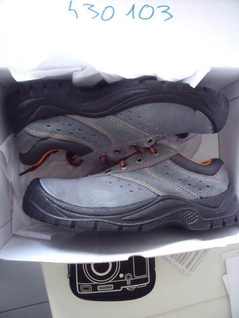 Safety shoes
