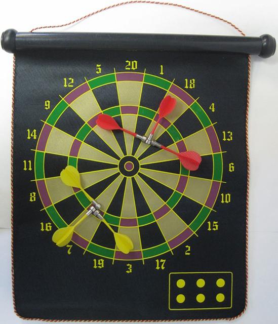Magnetic dartboard